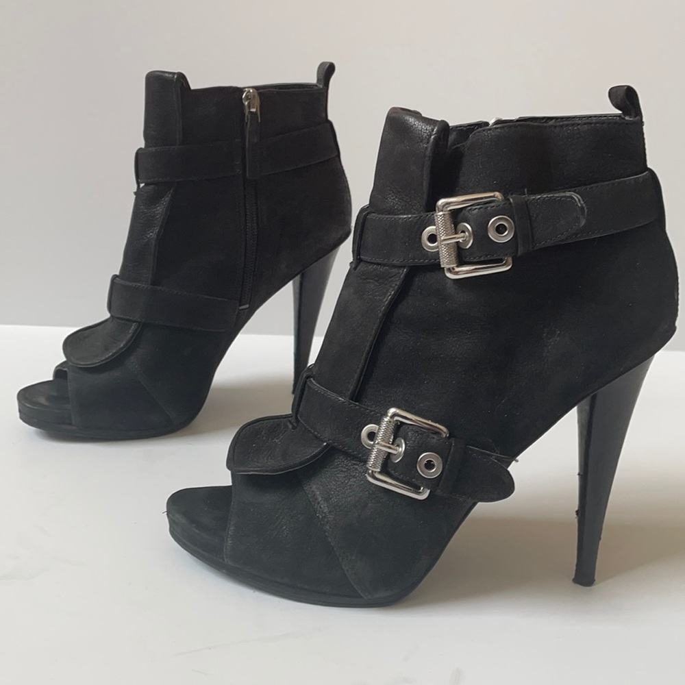 Nine Wear Heeled Bootie size 7.5